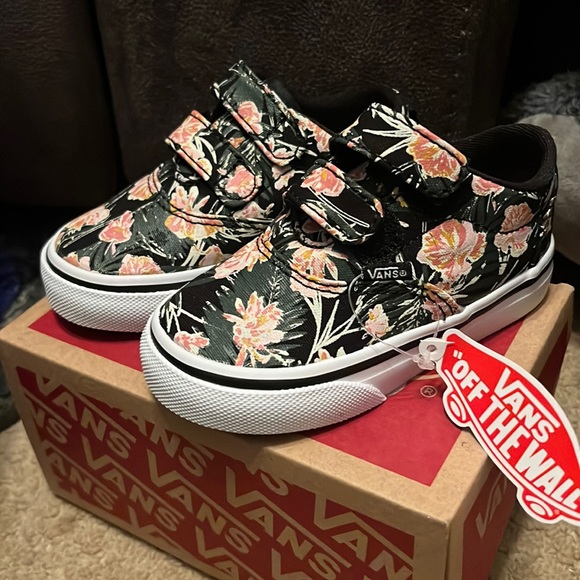 Vans Other - Vans Toddler Size 5 Floral